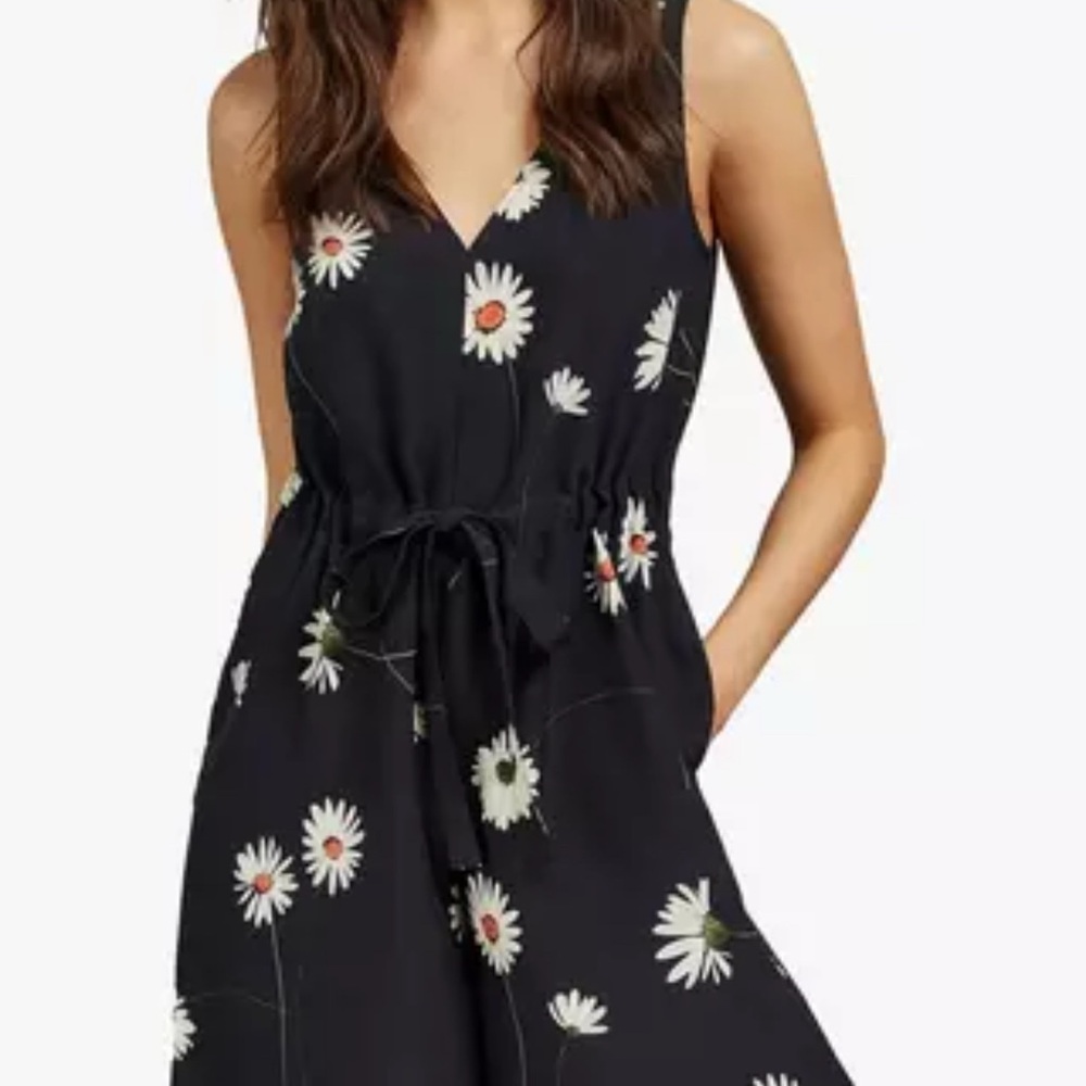 🌼🌼Ted Baker Anjie Floral Sleeveless romper daisy print, draw string Sz 1 (small)
